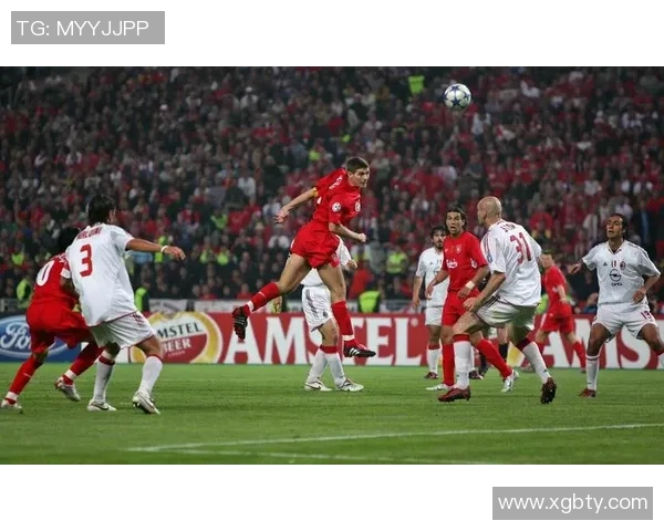 回顾上届足球明星阵容精彩瞬间与经典瞬间的完美呈现 回顾上届足球明星阵容精彩瞬间与经典瞬间的完美呈现