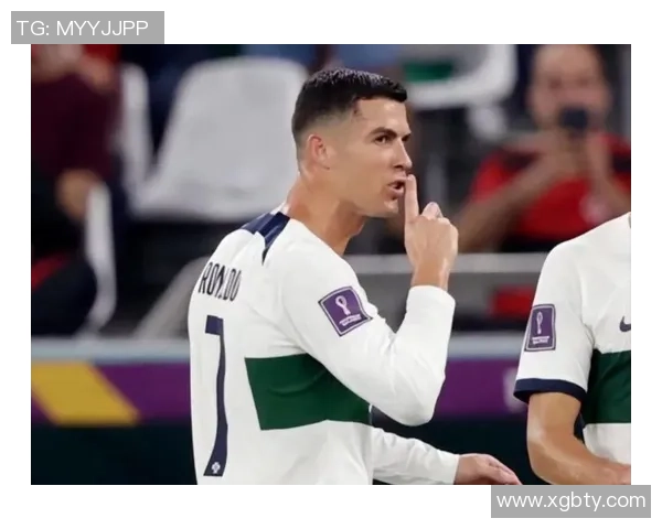 足球明星用闭嘴手势表达情感瞬间的精彩瞬间与背后故事解析 足球明星用闭嘴手势表达情感瞬间的精彩瞬间与背后故事解析