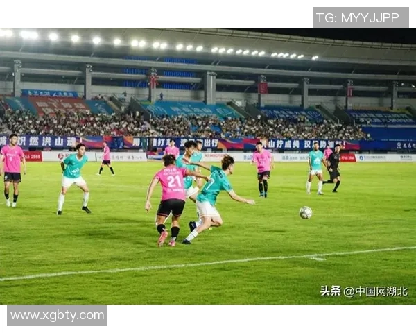 武汉足球队的团队协作揭秘：如何在绿茵场上铸就胜利传奇